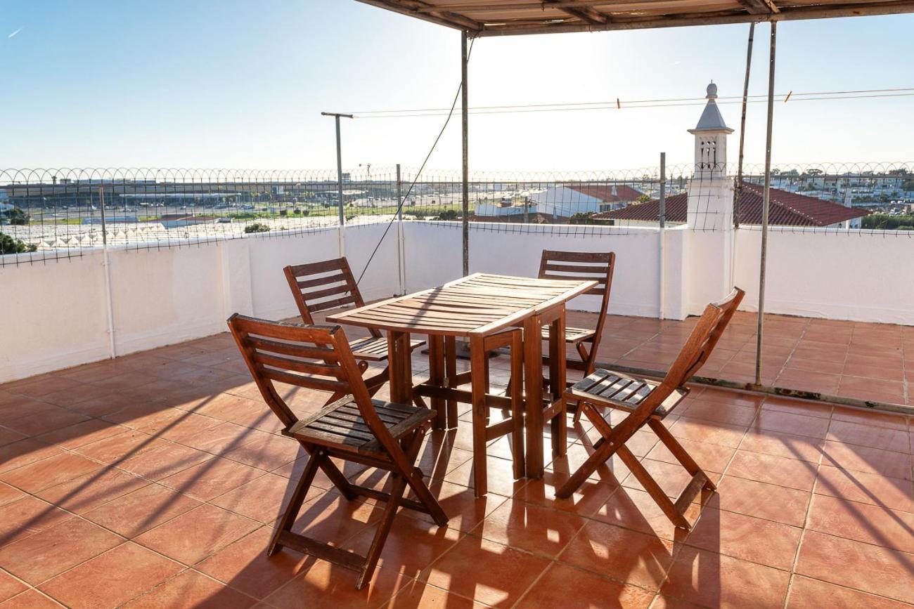Blife Marya Private Rooms - Airport Stay FAO Kültér fotó
